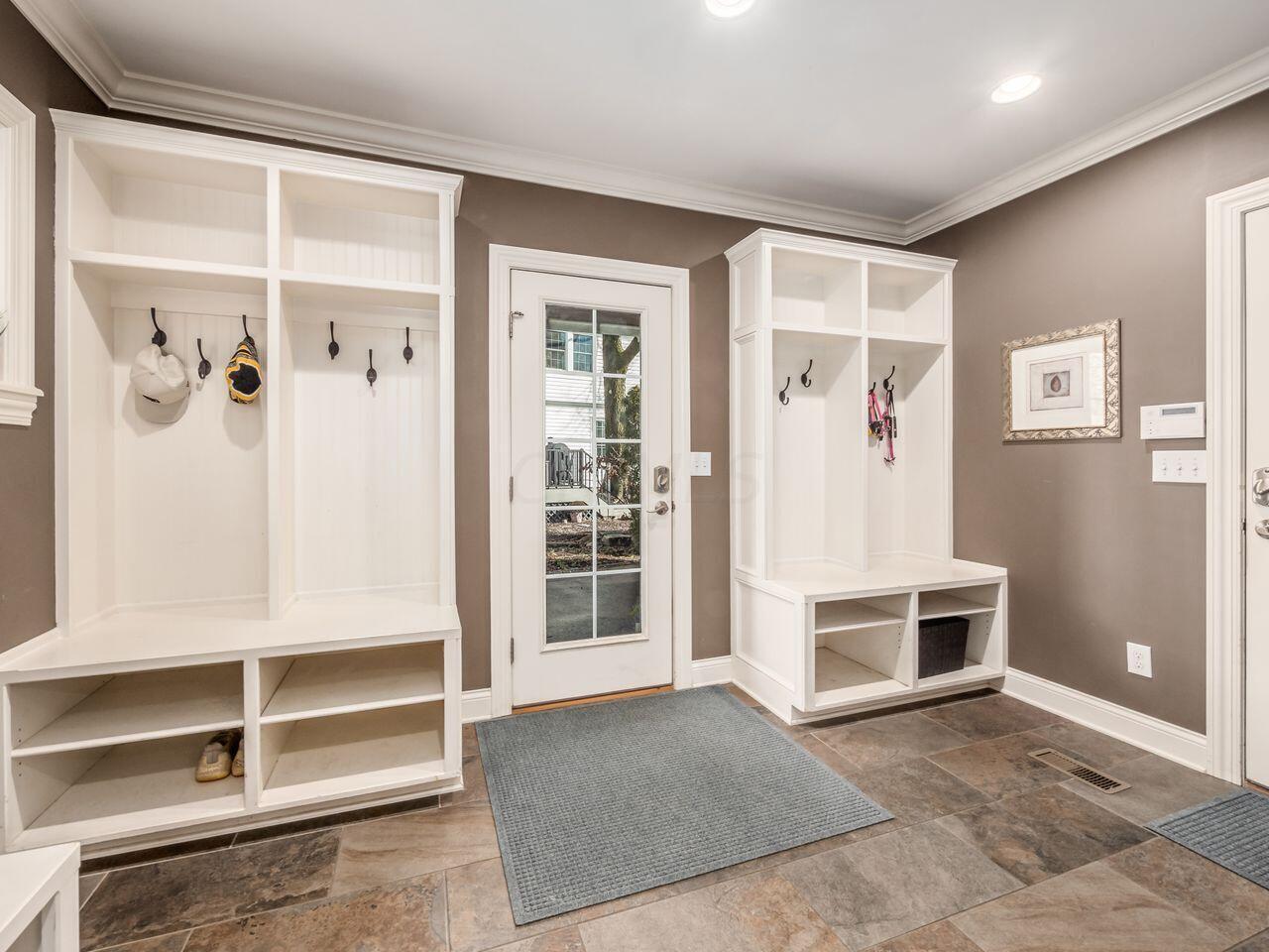 2079 Guilford Road Columbus, OH 43221 - Photo 29 of 81 Mudroom