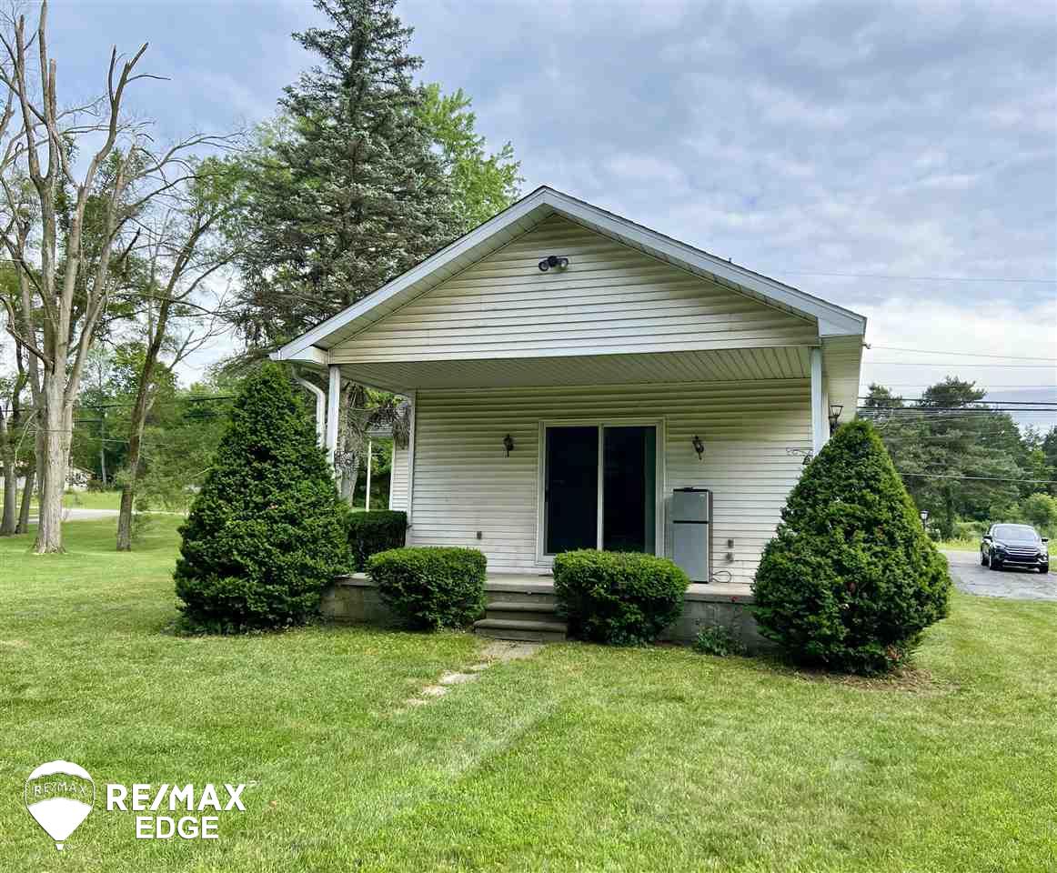 8039 East Coldwater Road Davison, MI 48423 - Photo 4 of 20