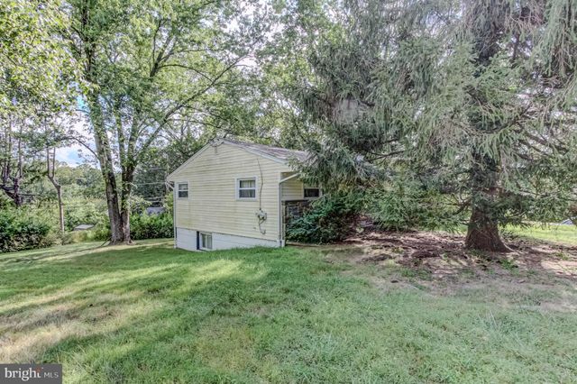 $405,000 | 23 Rampart West, Media, PA 19063