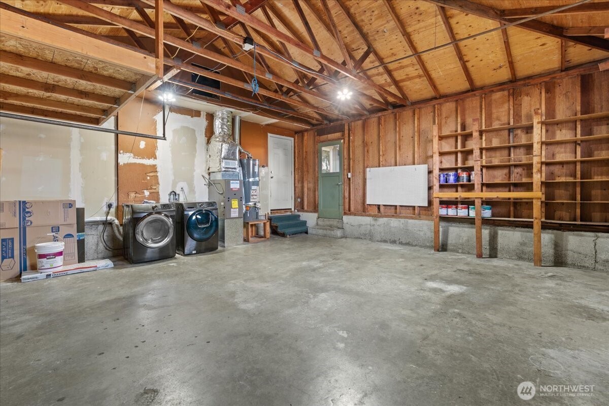 16625 126th Avenue Southeast Renton, WA 98058 - Photo 20 of 25 Gallery Image 20