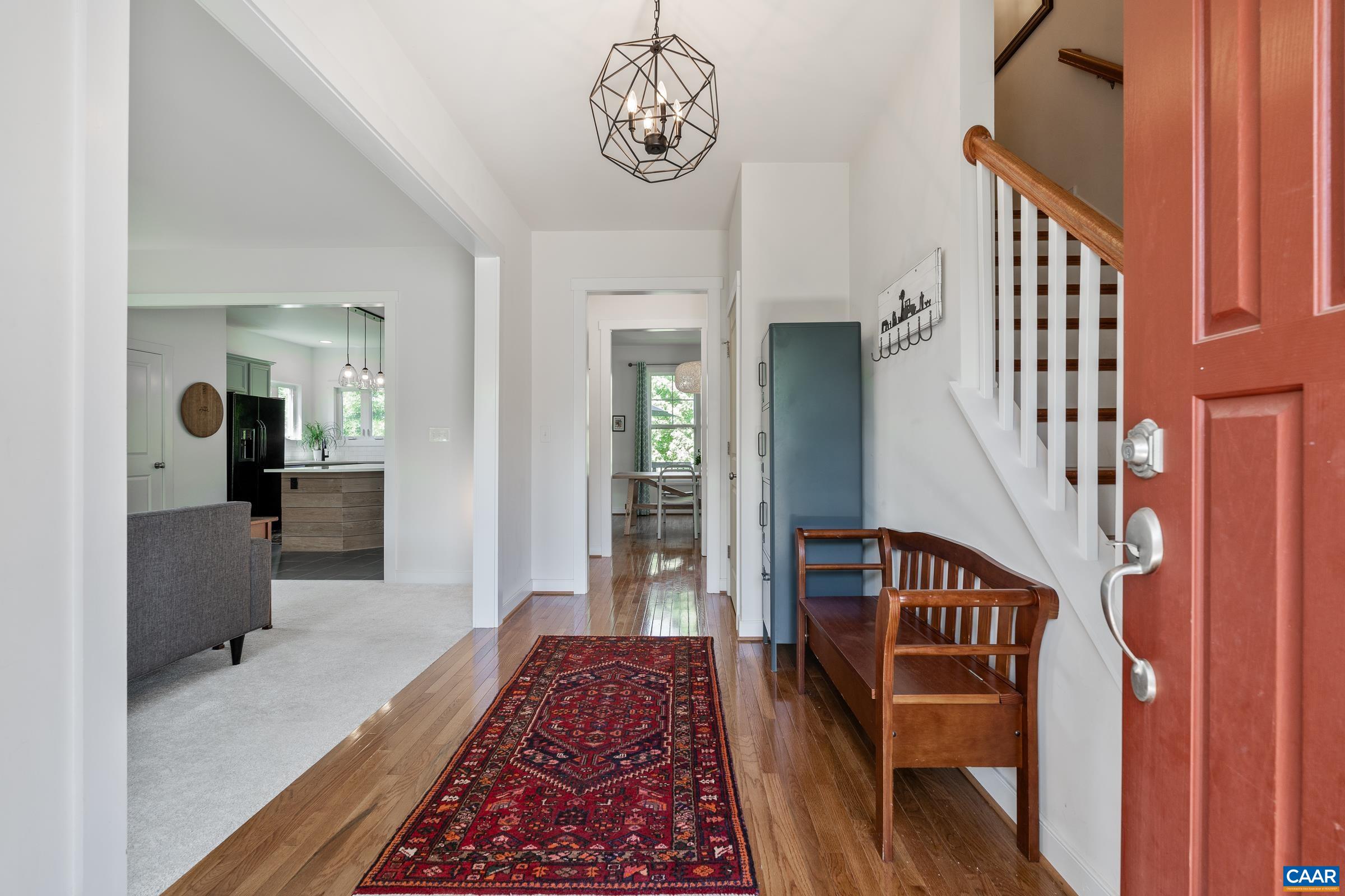 1021 Ridge Street Charlottesville, VA 22902 - Photo 5 of 46 Gallery Image 5