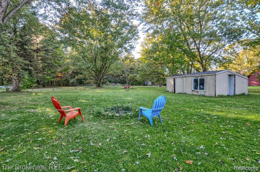 11245 Nichols Road Montrose, MI 48457 - Photo 4 of 24 SD3_5686-HDR(5).jpg
