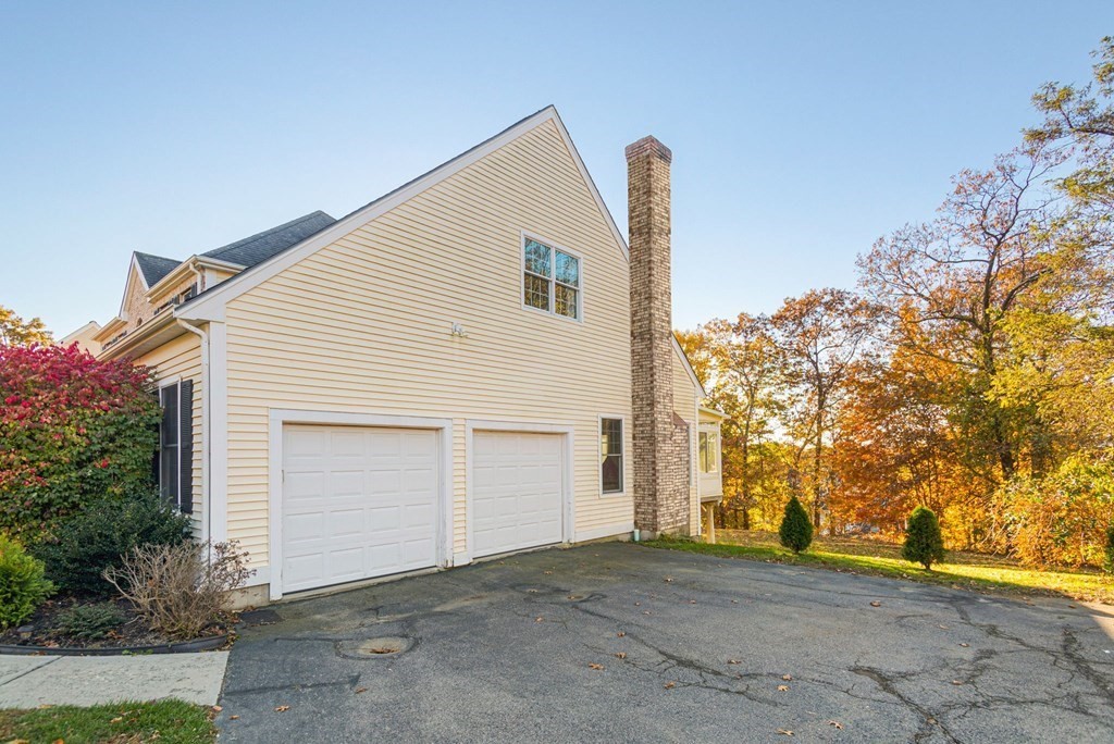 12 Breakneck Hill Road Hopkinton, MA 01748 - Photo 4 of 42