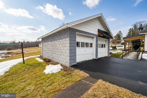 $220,000 | 313 West Liberty Street, Oakland, MD 21550