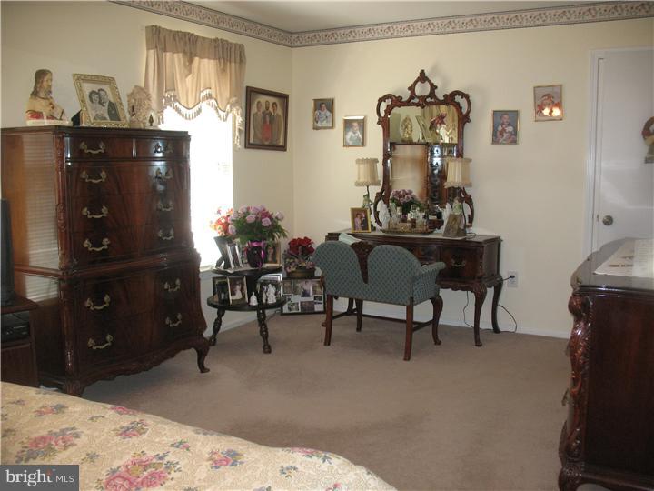 620 School House Road Williamstown, NJ 08094 - Photo 13 of 19 Bedroom - Main