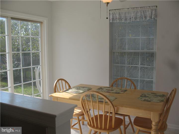 620 School House Road Williamstown, NJ 08094 - Photo 7 of 19 Kitchen