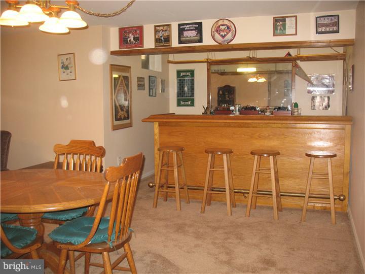 620 School House Road Williamstown, NJ 08094 - Photo 9 of 19 Family Room