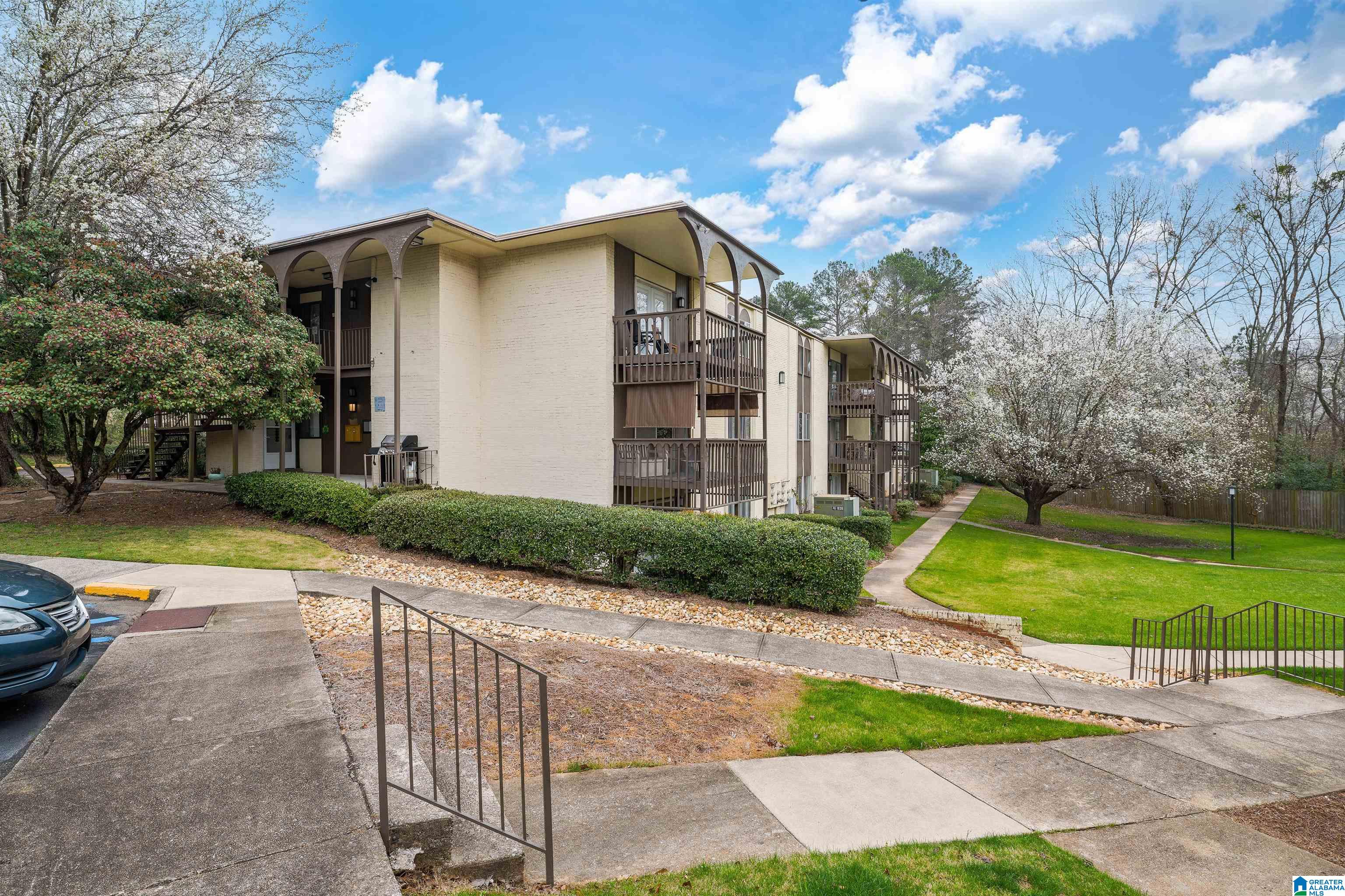 3023 Massey Road, Unit I Vestavia Hills, AL 35216 - Photo 2 of 34