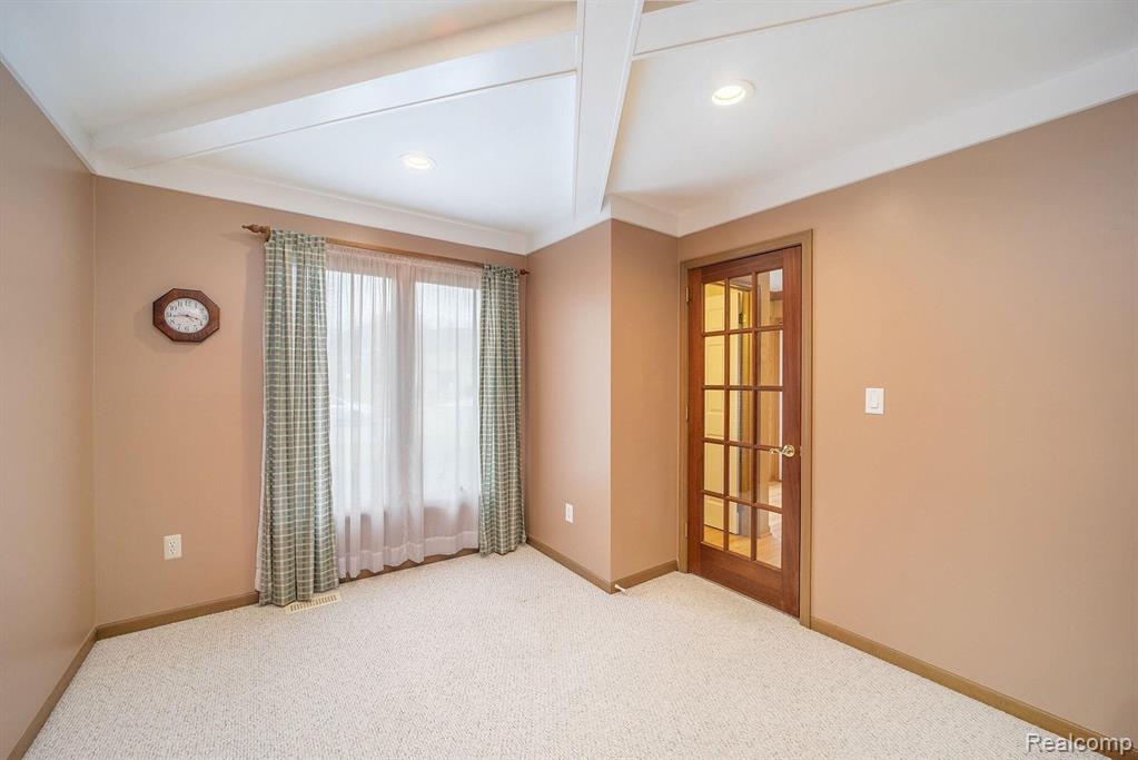 3659 Worthington Court Rochester Hills, MI 48309 - Photo 13 of 42