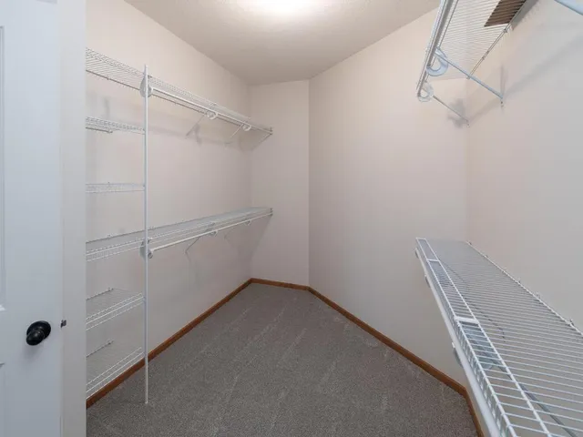 $325,000 | 9630 Independence Circle, Unit 204, Chanhassen, MN 55317