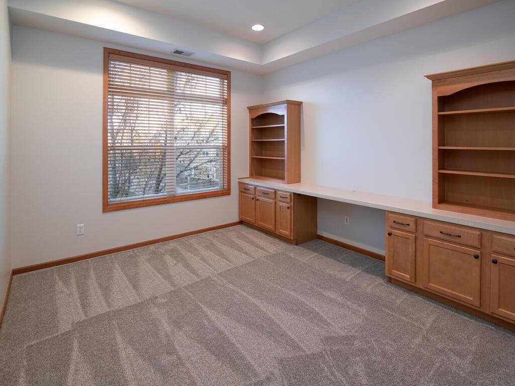 9630 Independence Circle, Unit 204 Chanhassen, MN 55317 - Photo 17 of 27