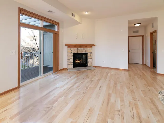 $325,000 | 9630 Independence Circle, Unit 204, Chanhassen, MN 55317