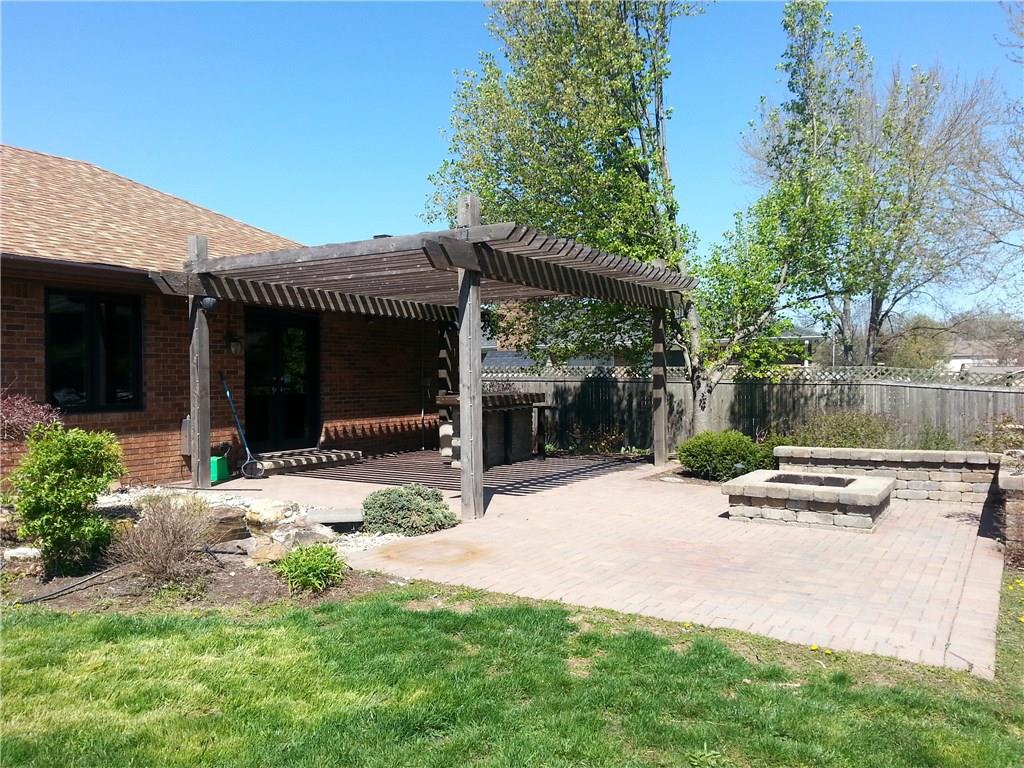 345 Leaning Tree Road Greenwood, IN 46142 - Photo 18 of 25 Gallery Image 18