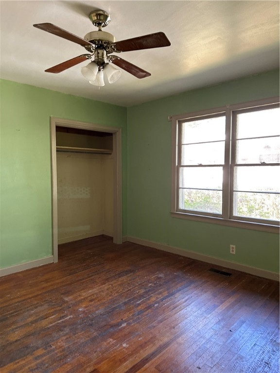 616 Neptune Way St. Simons Island, GA 31522 - Photo 11 of 13 Bedroom 2