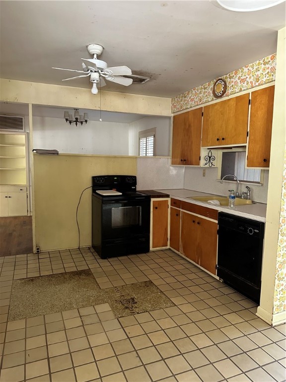616 Neptune Way St. Simons Island, GA 31522 - Photo 5 of 13 Kitchen