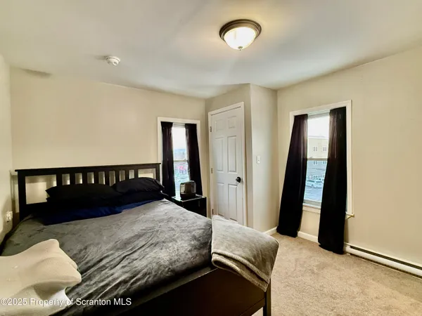 $199,999 | 115 West High Street, Taylor, PA 18517