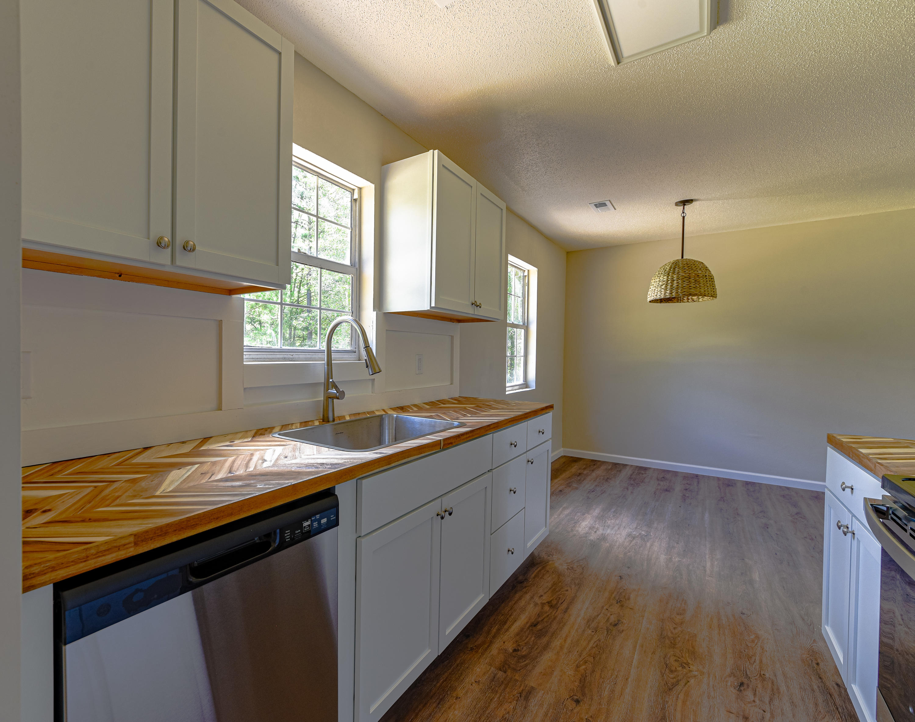 1316 Nunuville Road Walterboro, SC 29488 - Photo 12 of 20 1316 Nunuville Road