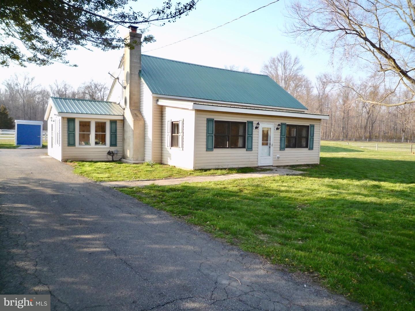656 Paddock Road Townsend, DE 19734 - Photo 1 of 25 Exterior Front