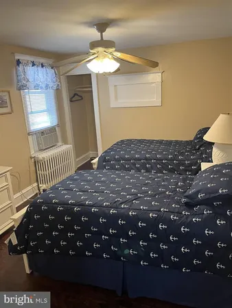 $1,300 | 106 North Rosborough Avenue, Unit 3, Ventnor City, NJ 08406