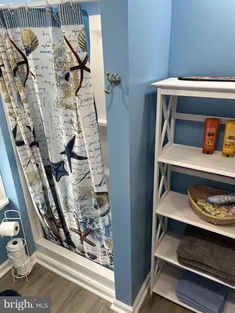 $1,300 | 106 North Rosborough Avenue, Unit 3, Ventnor City, NJ 08406