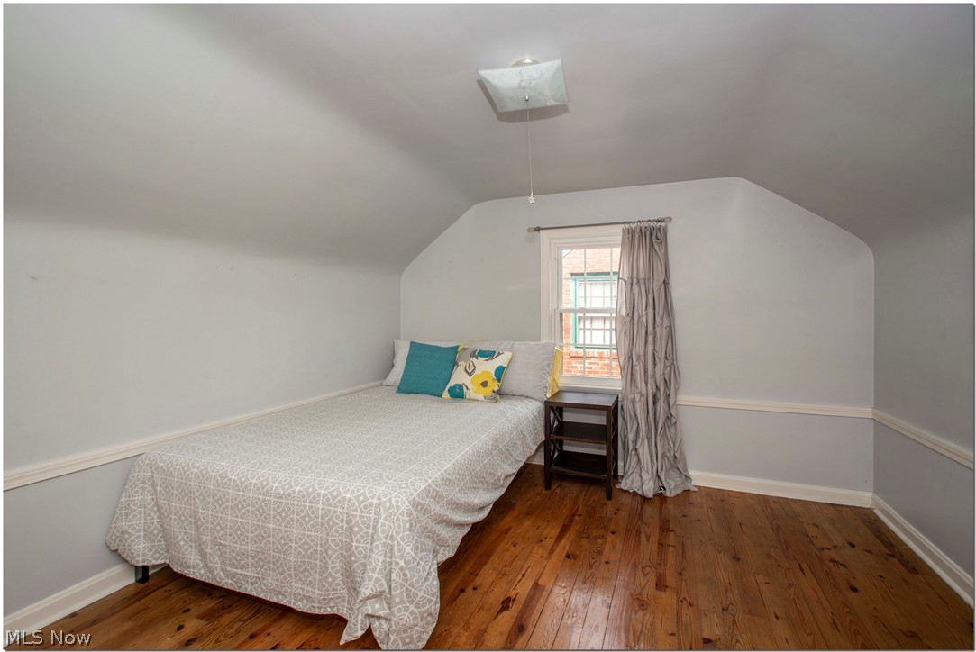 2456 Fenwick Road Cleveland, OH 44118 - Photo 21 of 30 Gallery Image 21