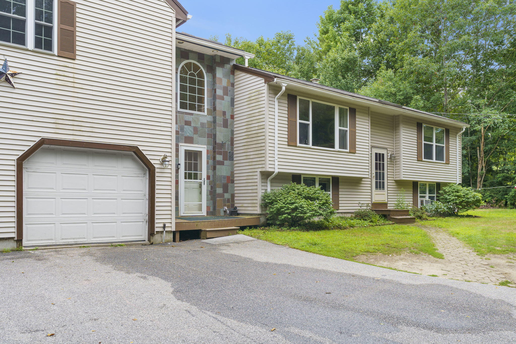 525 Chadbourne Road Standish, ME 04084 - Photo 4 of 35 46-web-or-mls-DSC05331
