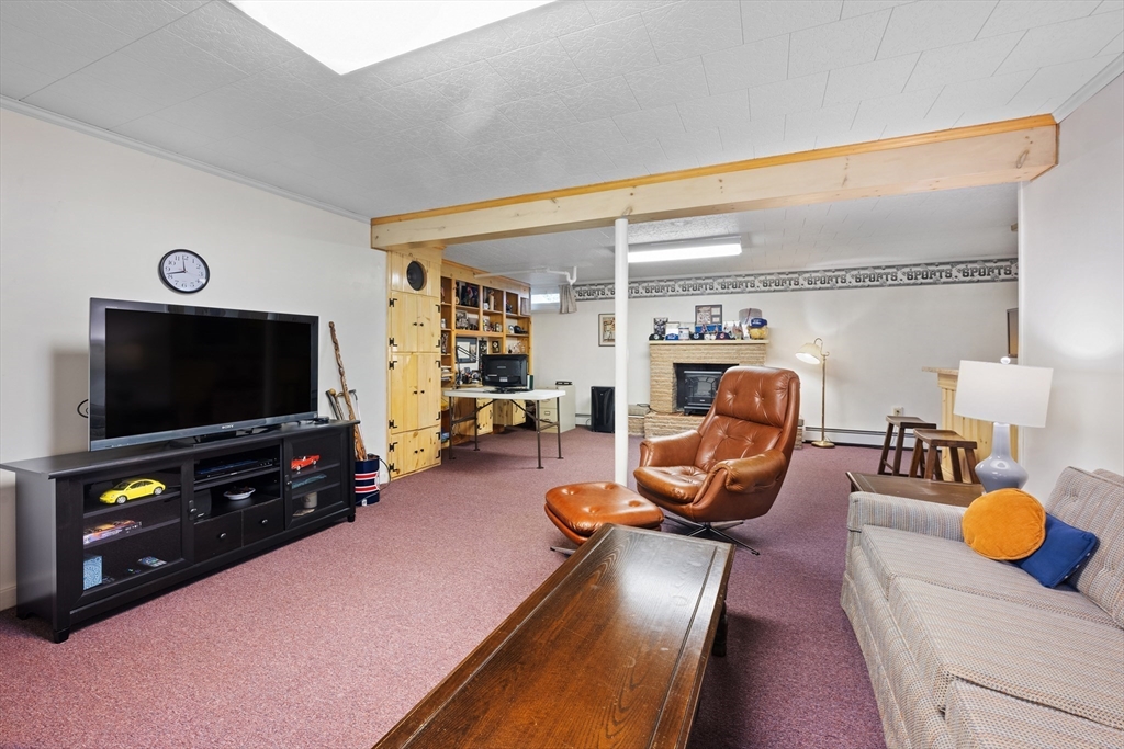21 McGregory Road Sturbridge, MA 01566 - Photo 27 of 40