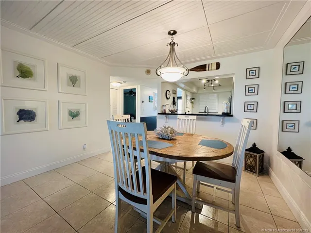 $2,700 | 9490 South Ocean Drive, Unit 213, Jensen Beach, FL 34957