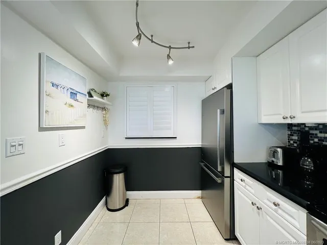 $2,700 | 9490 South Ocean Drive, Unit 213, Jensen Beach, FL 34957