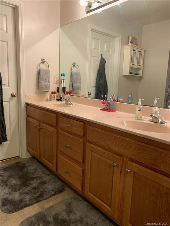 5 Rippon Court Arden, NC 28704 - Photo 5 of 9 Gallery Image 5