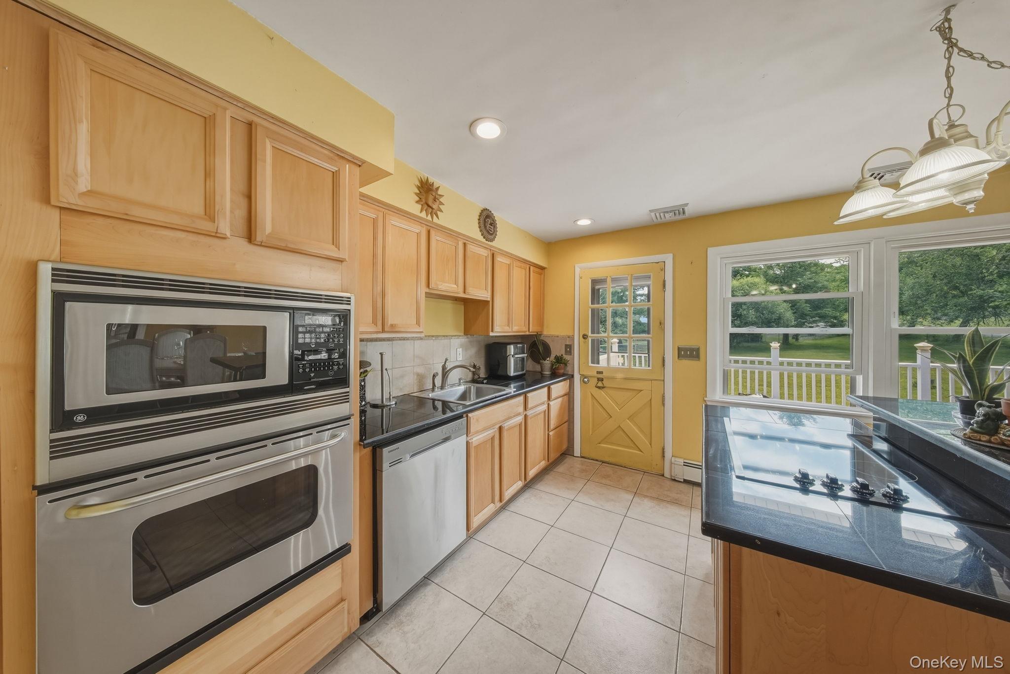 4 Hunt Drive Florida, NY 10921 - Photo 15 of 37