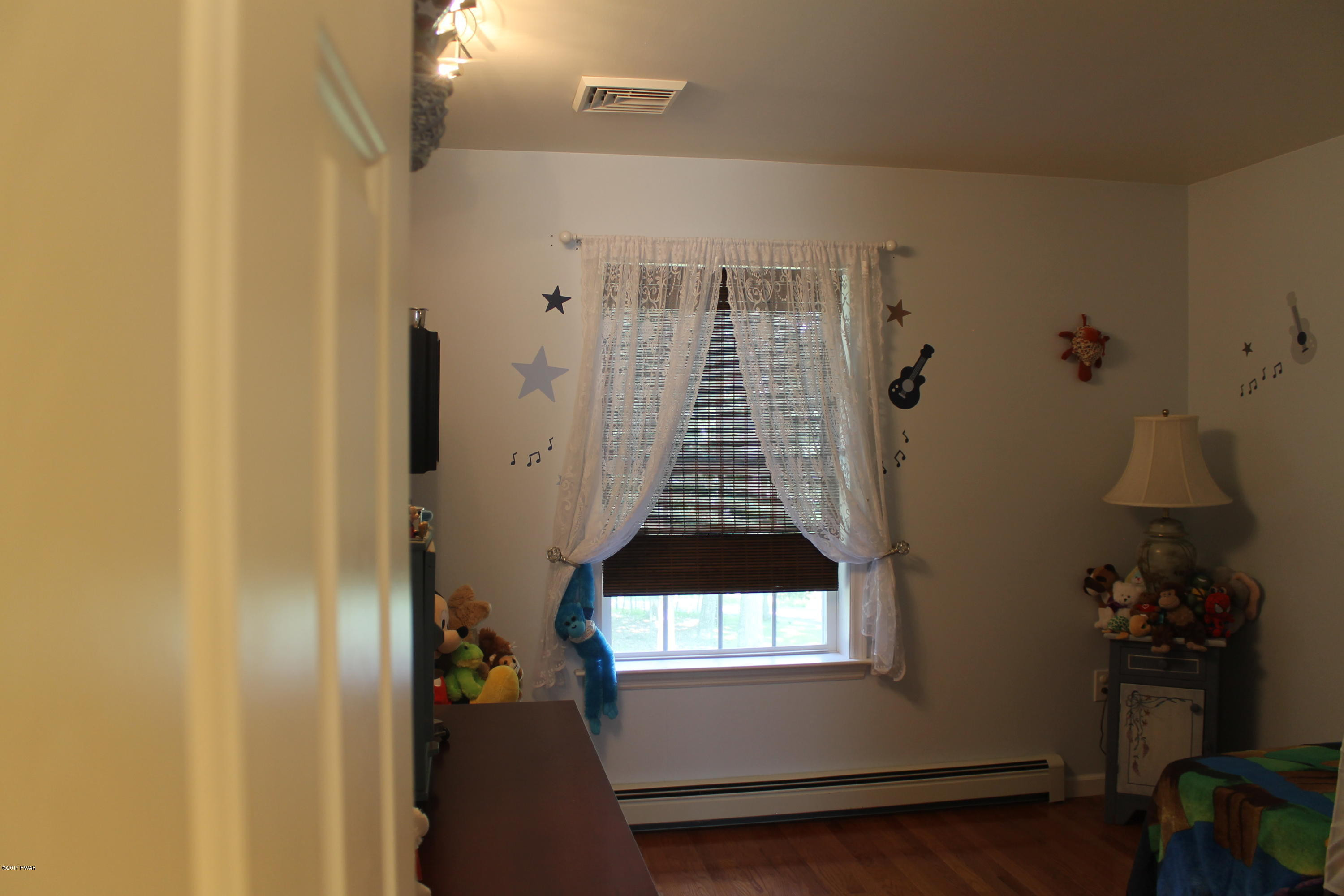130 West Lilac Road Milford, PA 18337 - Photo 23 of 42 3rd Bedroom