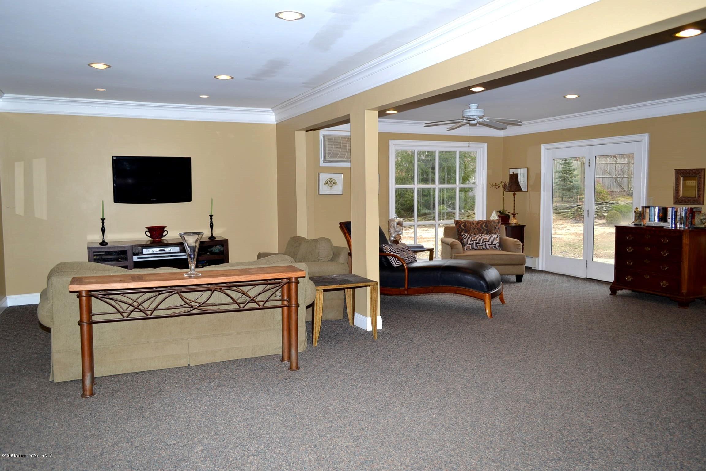 788 Nutswamp Road Middletown, NJ 07701 - Photo 10 of 23 FAMILY ROOM