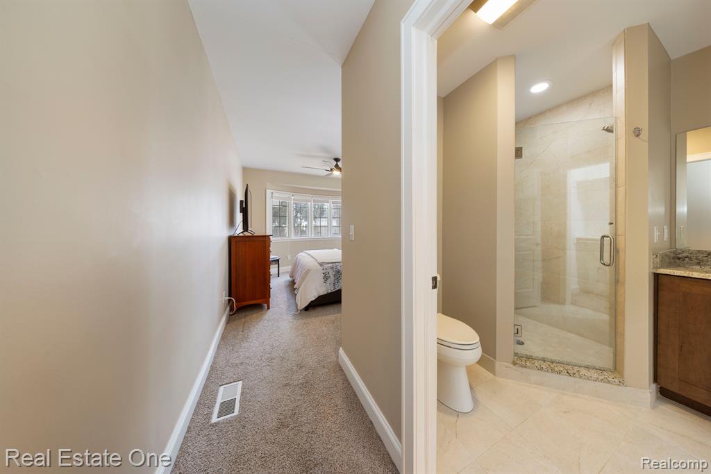 421 North Castell Avenue Rochester, MI 48307 - Photo 27 of 50
