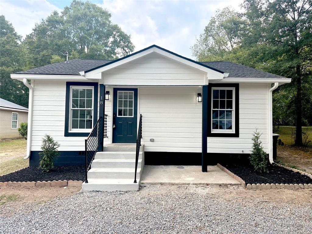 18 Paris Drive Southwest Rome, GA 30165 - Photo 1 of 1 a front view of a house with a yard