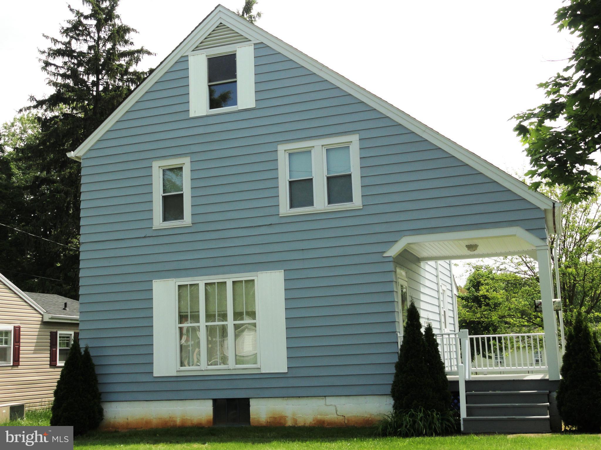 1004 Linwood Road Hagerstown, MD 21740 - Photo 17 of 17 Exterior (Front)