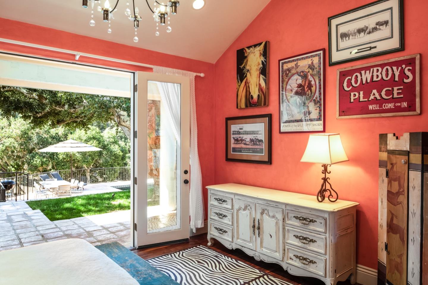 27835 Mesa Del Toro Road Salinas, CA 93908 - Photo 25 of 44 a front view of a residential apartment building with a street