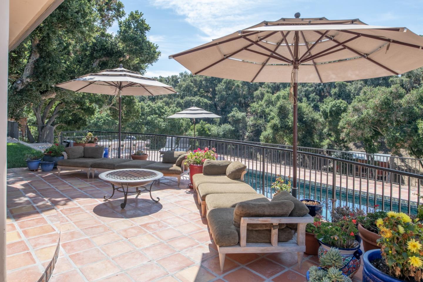 27835 Mesa Del Toro Road Salinas, CA 93908 - Photo 32 of 44 a outdoor view with a sitting space