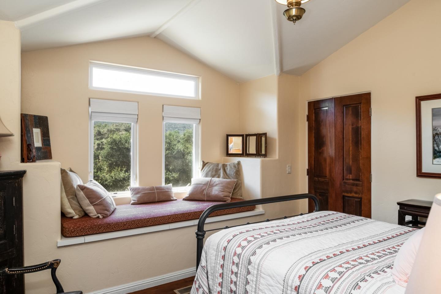 27835 Mesa Del Toro Road Salinas, CA 93908 - Photo 43 of 44 a bedroom with a bed and wooden floor