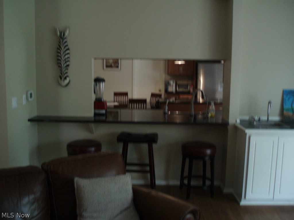10746 Gate Post Road Strongsville, OH 44149 - Photo 5 of 20 Gallery Image 5