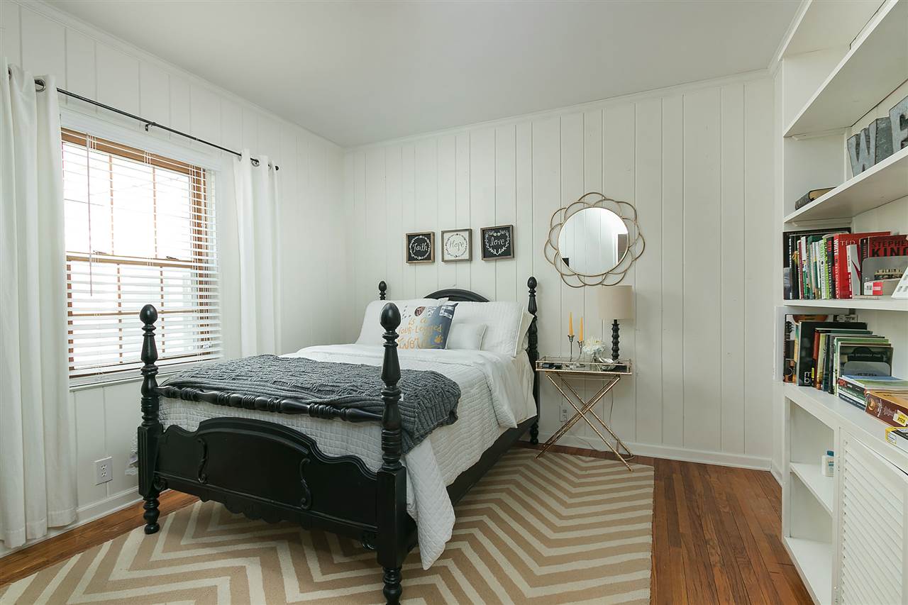5209 North Hickory Road Muncie, IN 47303 - Photo 8 of 27