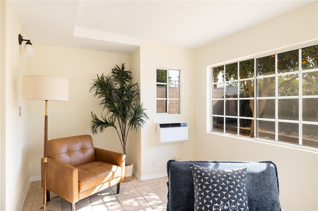 2206 Stinson Street Simi Valley, CA 93065 - Photo 10 of 21