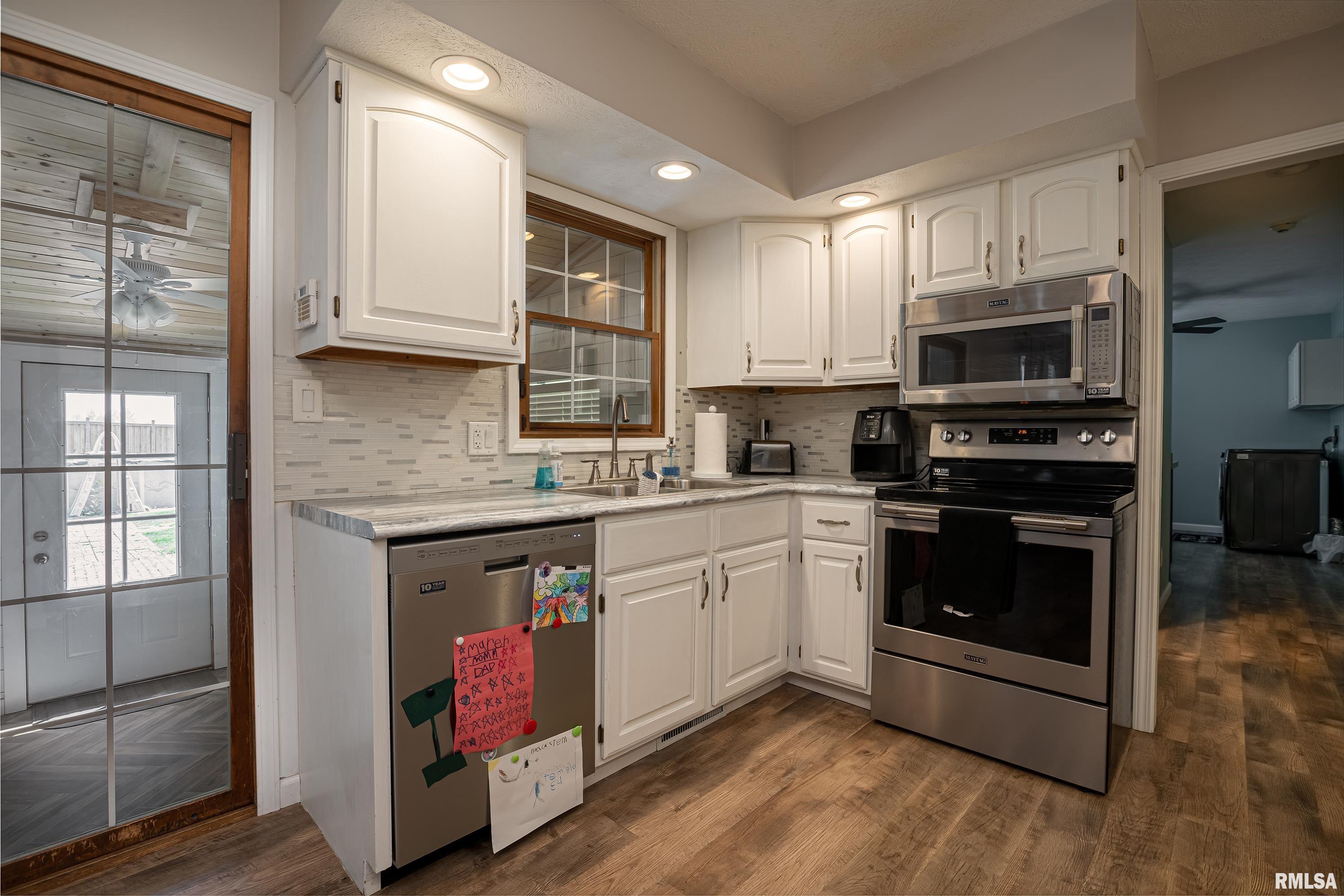 1707 Quail Run Marion, IL 62959 - Photo 12 of 41