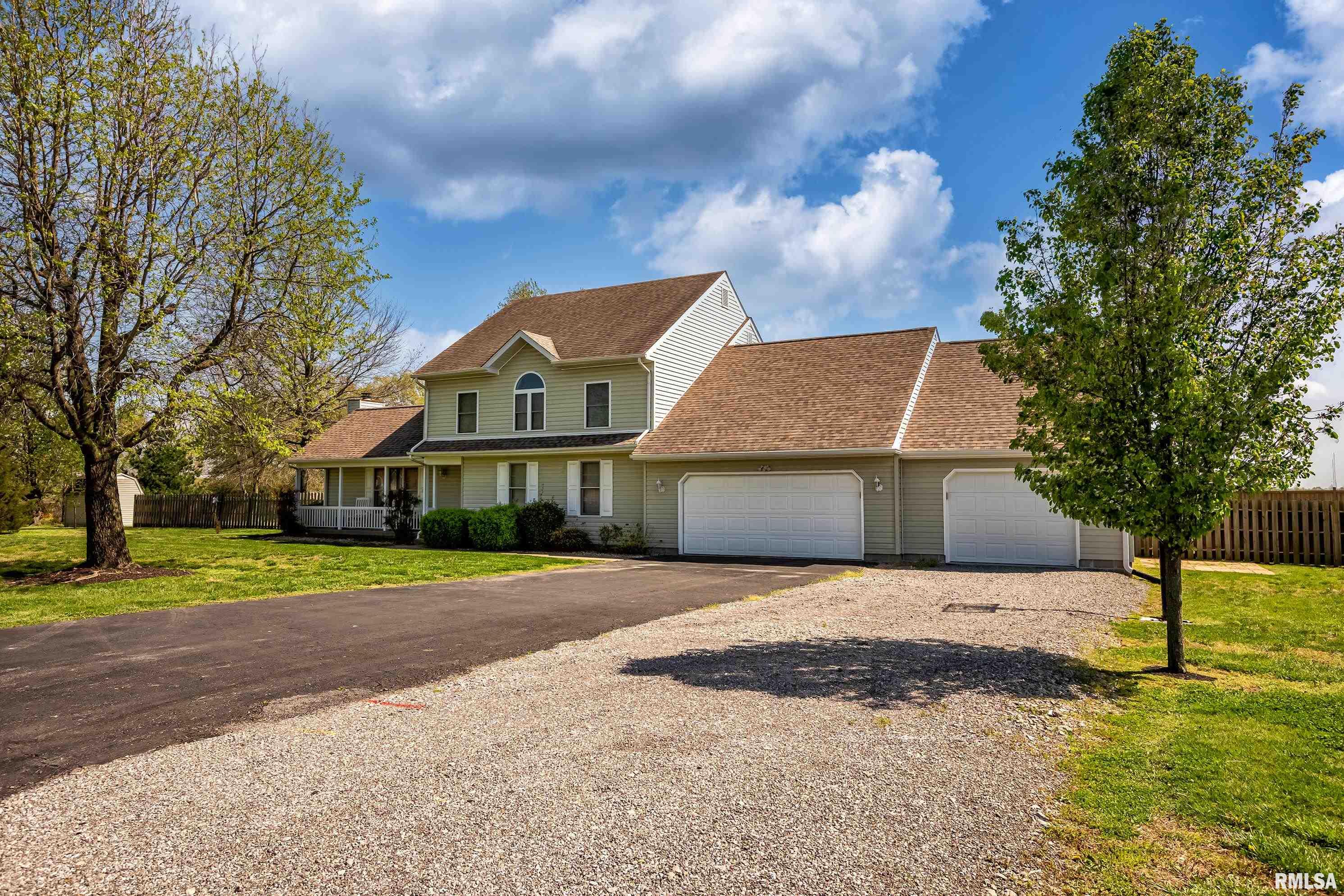 1707 Quail Run Marion, IL 62959 - Photo 2 of 41