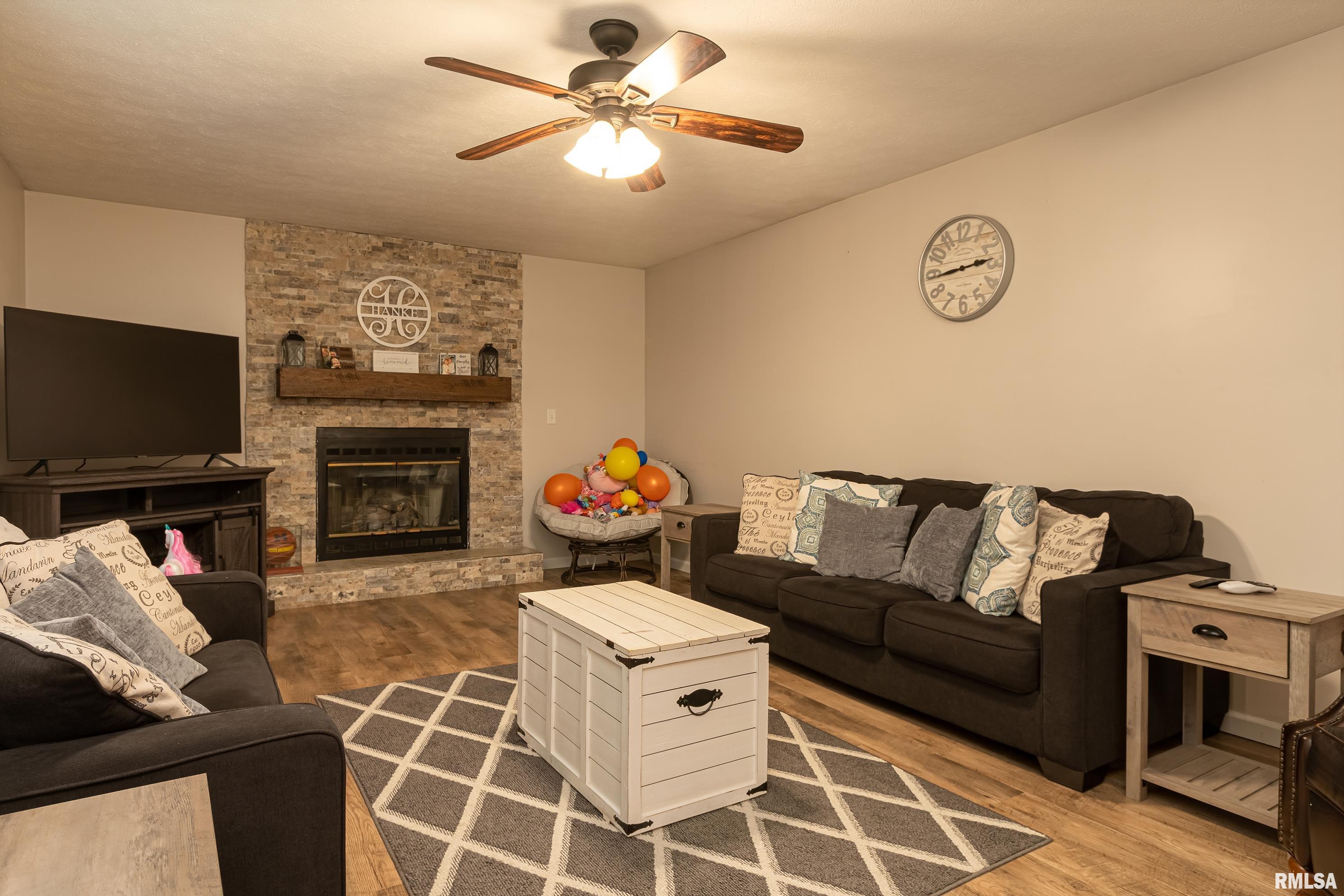 1707 Quail Run Marion, IL 62959 - Photo 7 of 41