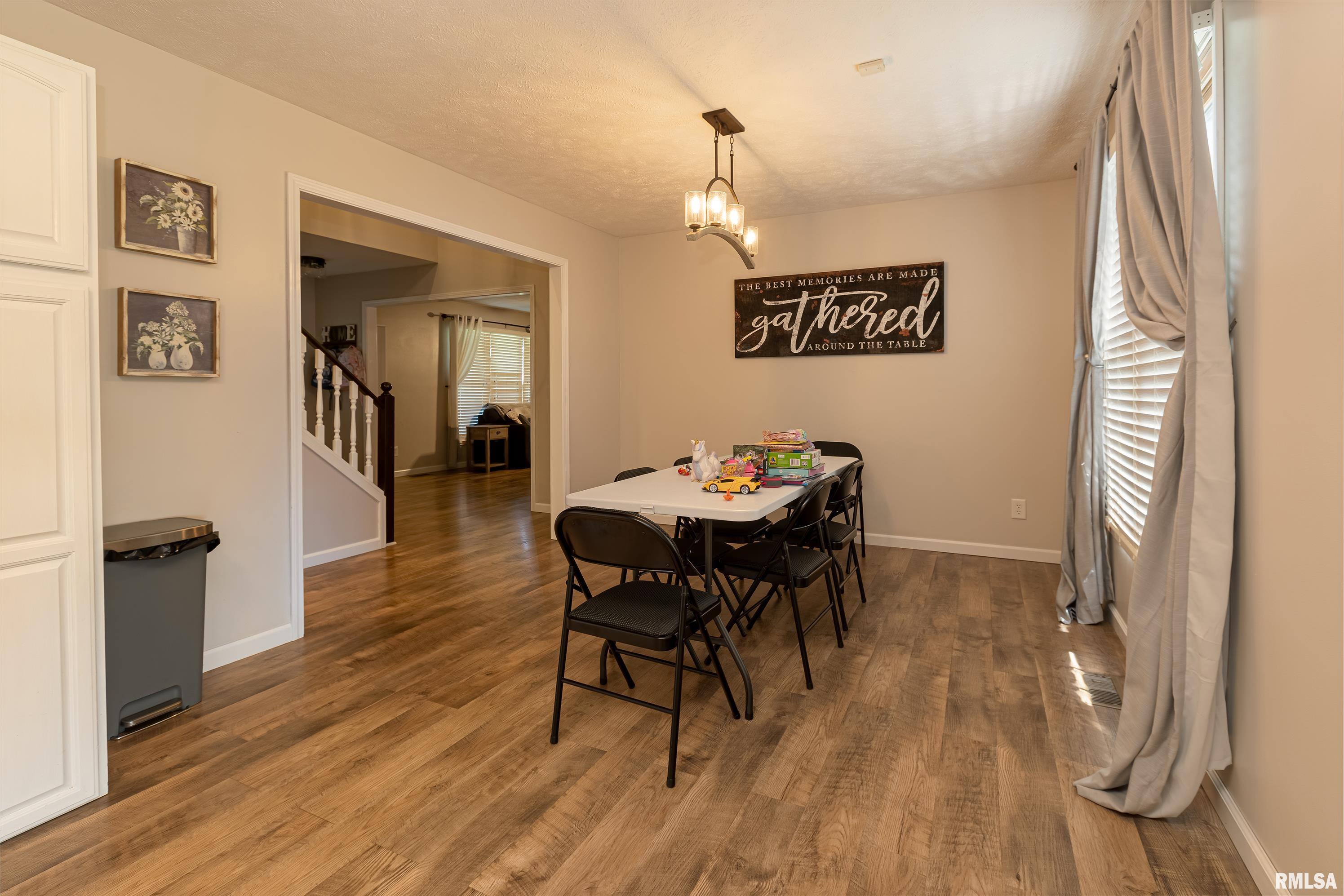 1707 Quail Run Marion, IL 62959 - Photo 10 of 41