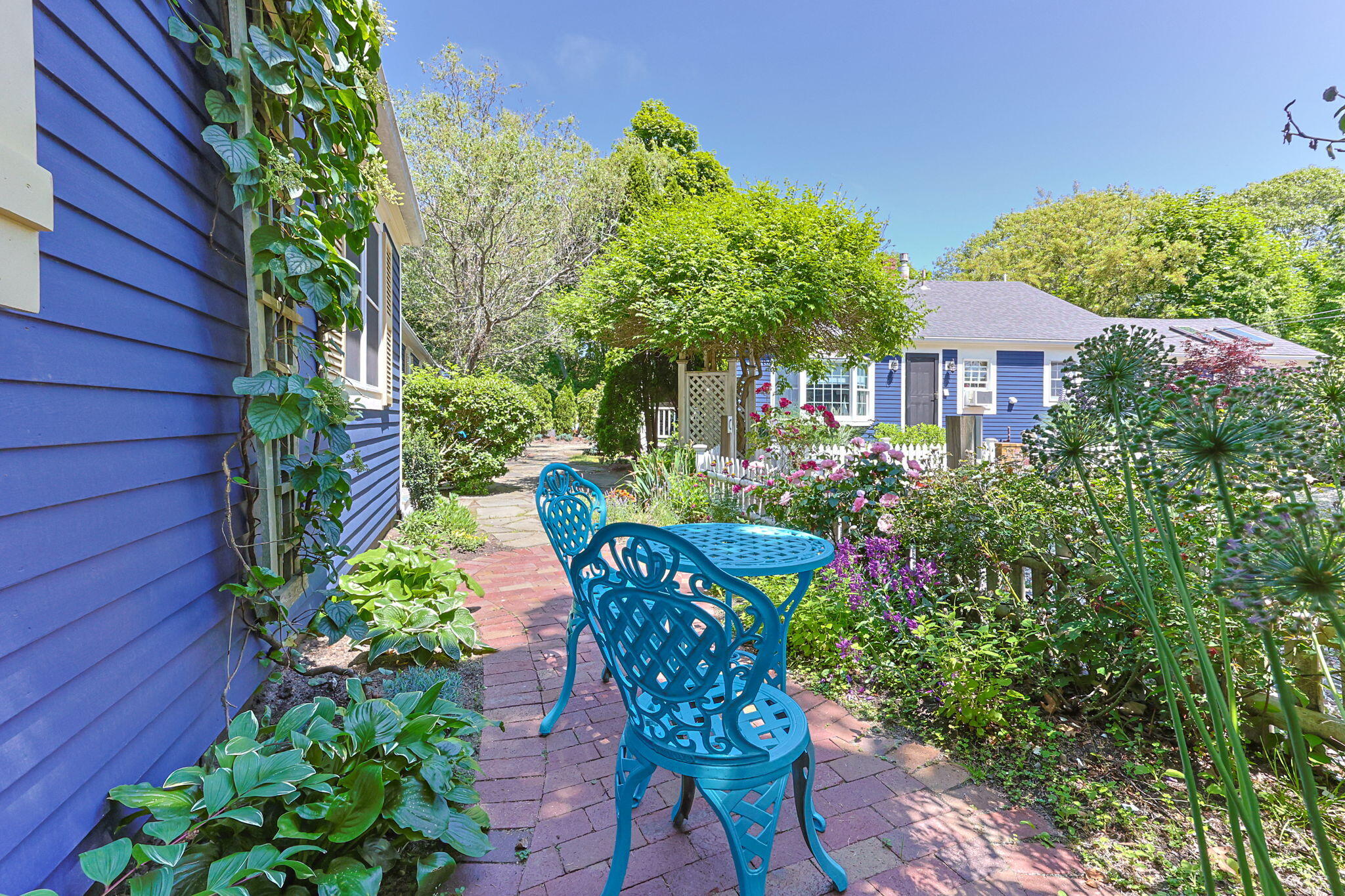 30 Bangs Street, Unit UB Provincetown, MA 02657 - Photo 19 of 21 20-web-or-mls-30-bangs-st-unit-b