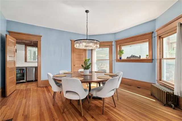 $700,000 | 4033 Warwick Boulevard, Kansas City, MO 64111