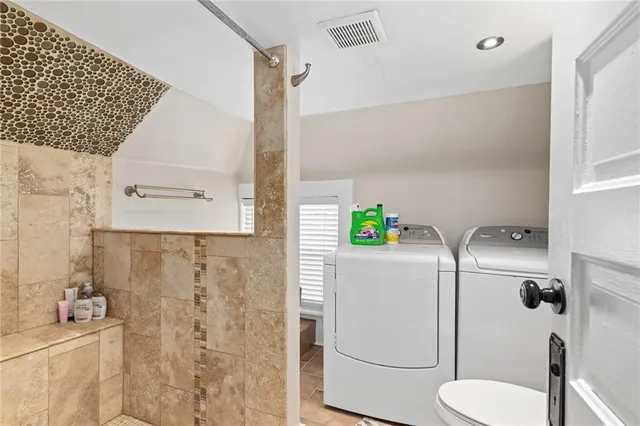 $700,000 | 4033 Warwick Boulevard, Kansas City, MO 64111