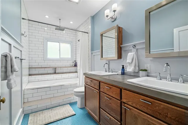 $700,000 | 4033 Warwick Boulevard, Kansas City, MO 64111